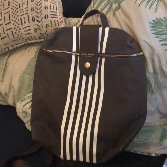 timbuk2 incognito messenger bag Flight Classic Bag, S, Jet Black off the bike wear Quantity (click drop-down for price breaks):1 roll - 10 ft x 100 ft - $99/roll price_€50 - €99.90 Sales Up at Osprey,